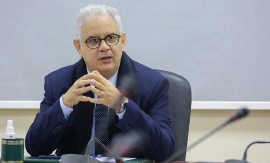 بركة ينهي مهام 15 مدير إقليمي ويواصل تصفية تركة “البيجيدي”