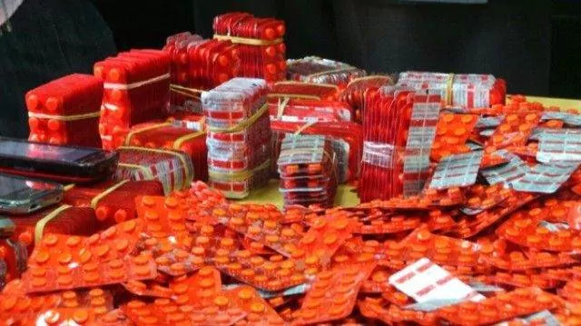 توقيف شخص بتيفلت بحوزته 1670 مخدر طبي