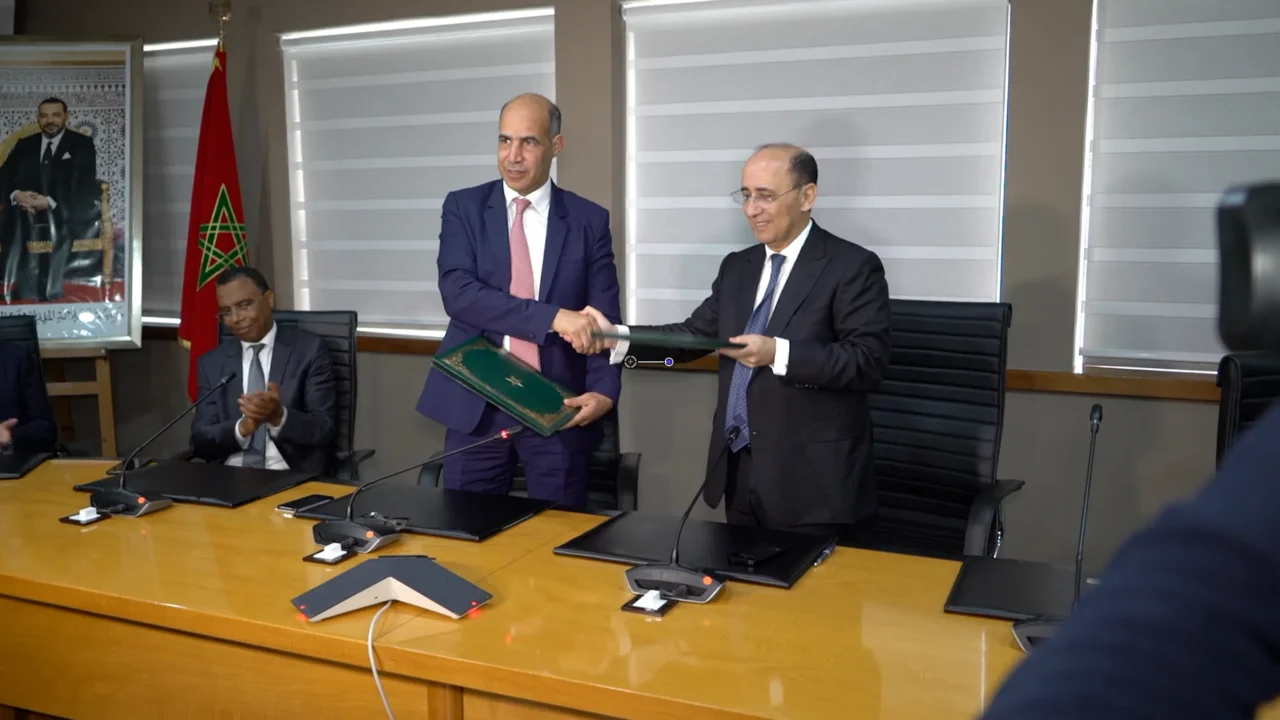 الدارالبيضاء.. توقيع اتفاقية شراكة بين الصندوق الوطني للضمان الاجتماعي وهيئة الموثقين
