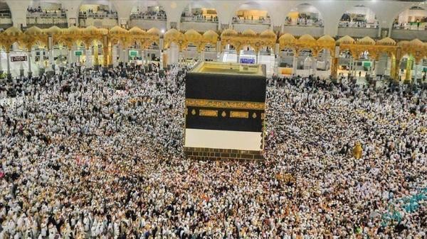 السعودية تكشف رسميا عن يوم الوقوف بعرفة ويوم عيد الأضحى