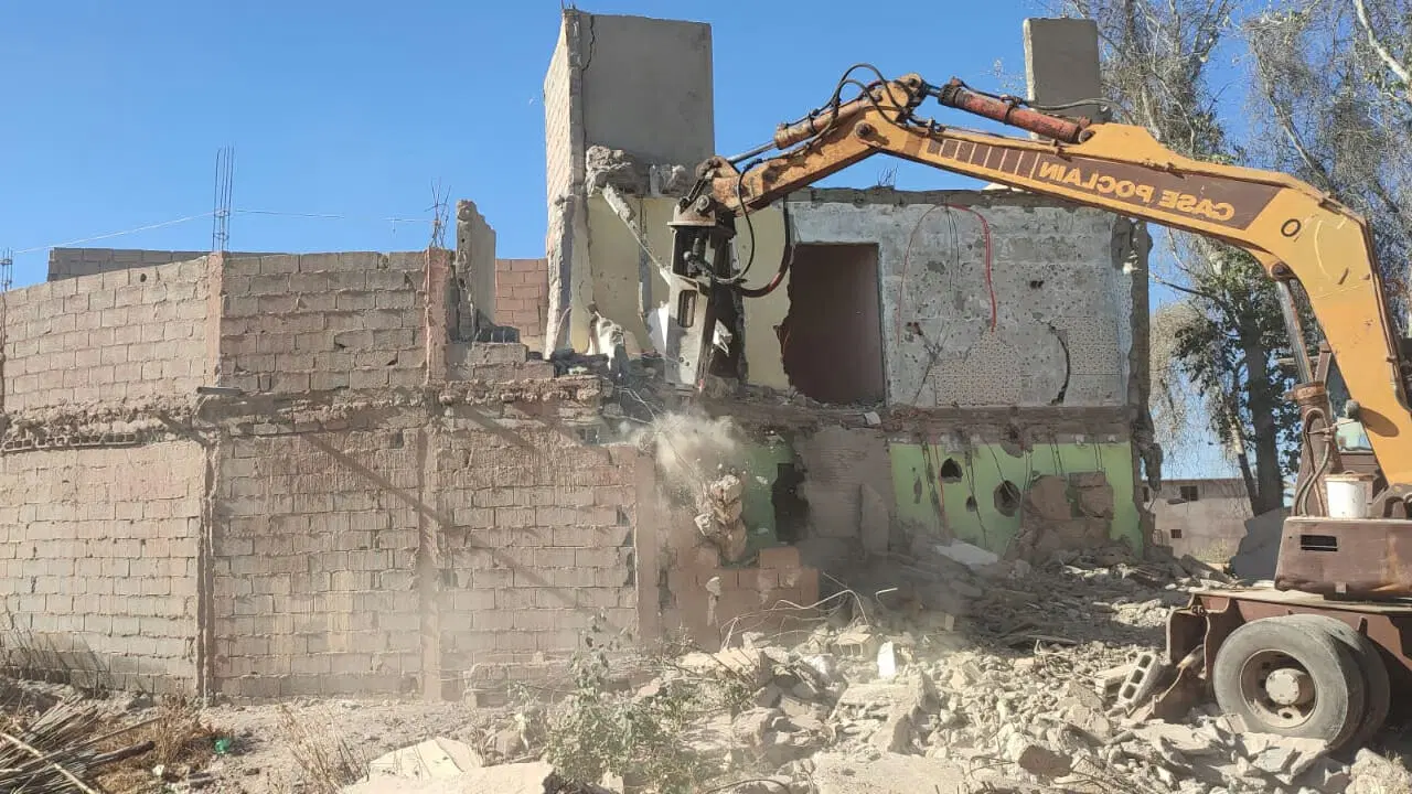 السلطات تتدخل لهدم طابق سكني بالهرهورة بعد تسجيل خروقات