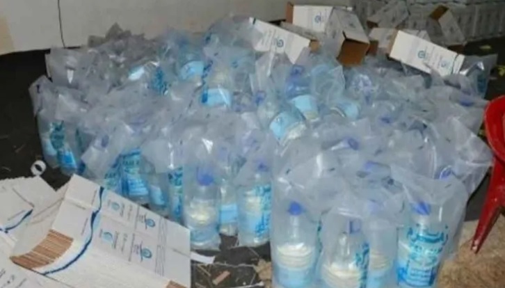 حجز 6000 قنينة من مياه زمزم المغشوشة بالدروة.