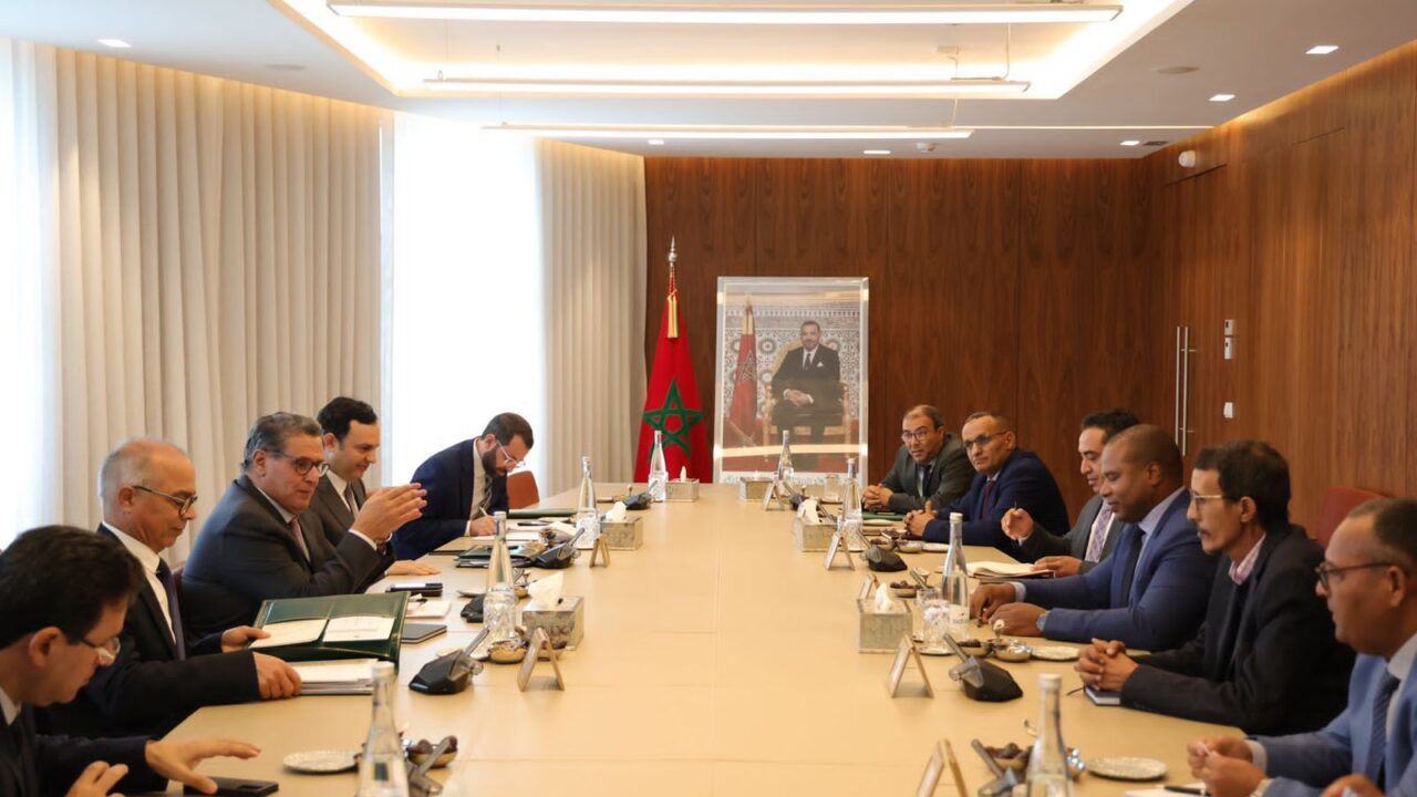 رئيس الحكومة يجتمع بالنقابات التعليمية الموقعة على محضر اتفاق 14 يناير 2023