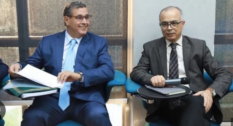 أخنوش يعد الأساتذة بأخبار سارة