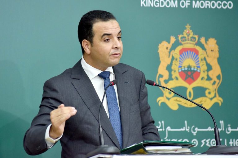 الناطق الرسمي باسم الحكومة يكشف عن اخر مستجدات أزمة التعليم