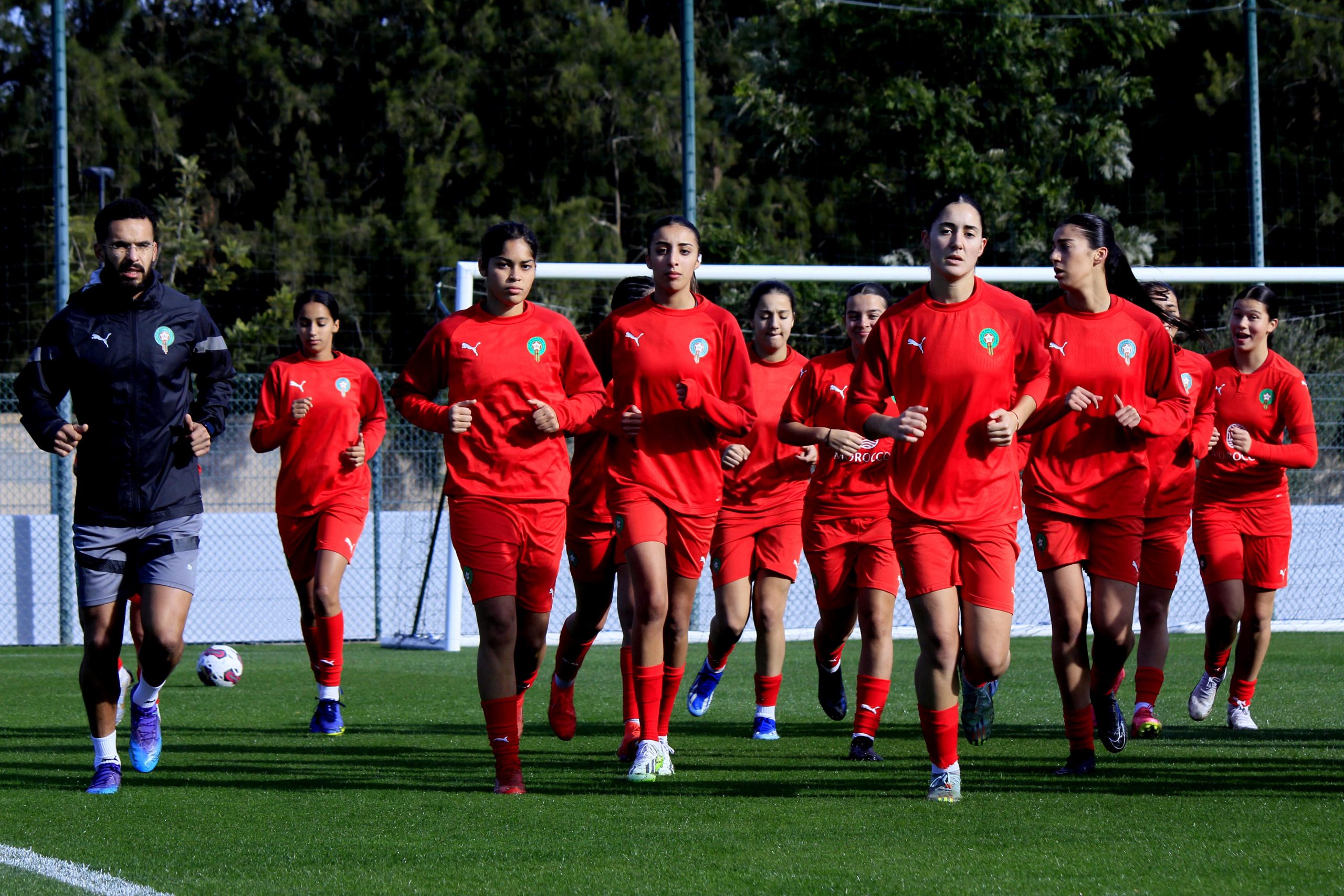 حصة تدريبية مفتوحة أمام وسائل الإعلام للمنتخب الوطني لكرة القدم النسوية لأقل من 20 سنة