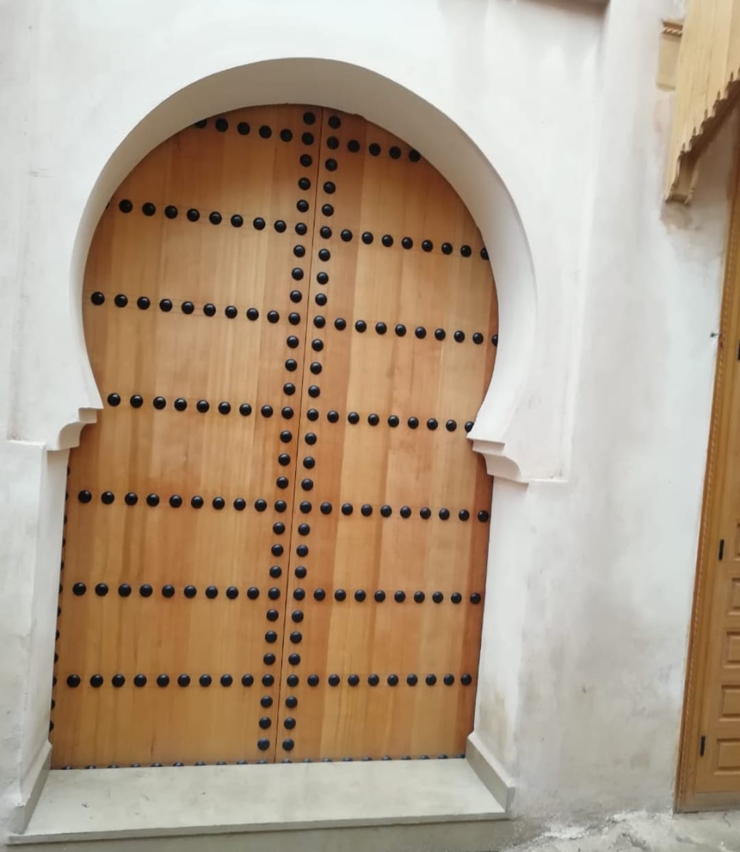 قيصارية الحرير بمكناس في جمالية جديدة من تراث المدينة العتيقة.
