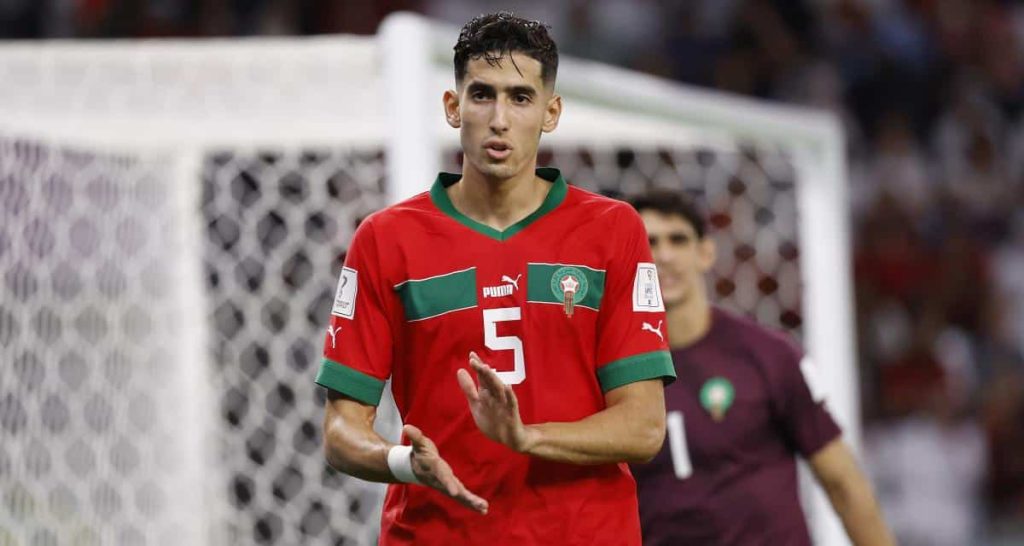 أندية سعودية تضع عينها على المدافع نايف أكرد.