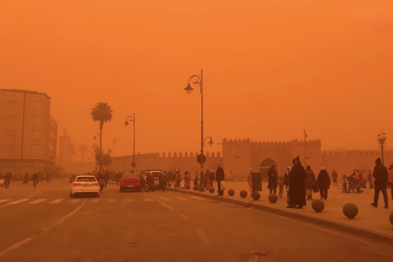 مديرية الأرصاد الجوية توضح اسباب الامطار المصحوبة بتناثر الغبار