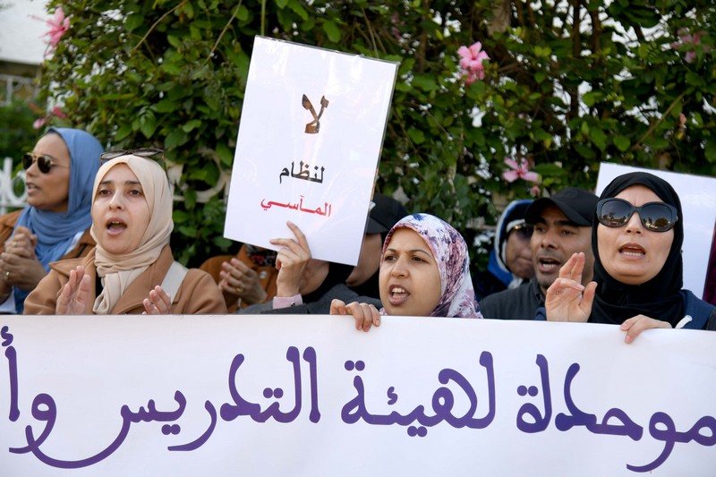 تنسيقيات تعليمية تواصل الإضراب رغم مخرجات الحوار الإيجابية بين اللجنة الوزارية والنقابات