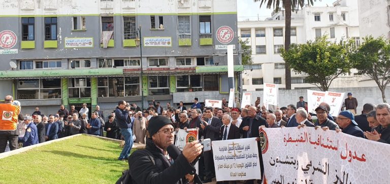 العدول يشنون إضرابات متتالية في تصعيد جديد في مواجهة وزارة العدل