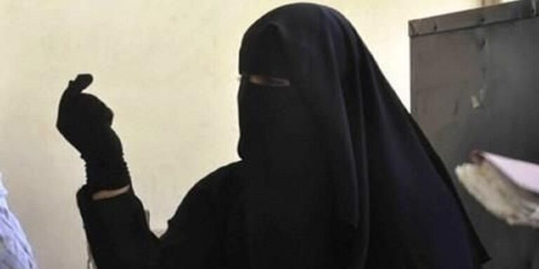 إعتقال “إمرأة منقبة” نصبت على العشرات من المواطنين في مبالغ مالية مهمة
