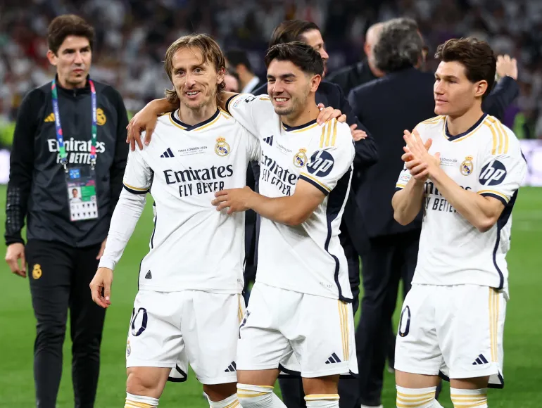 المغربي دياز سادس لاعب عربي يتوج بلقب دوري الأبطال