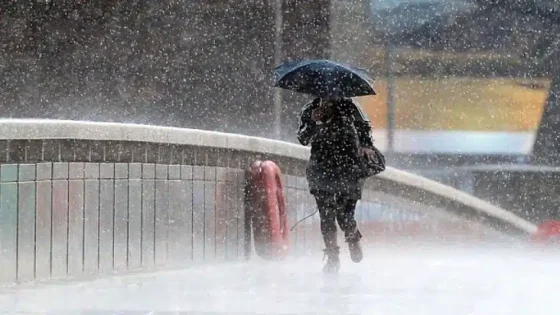 نشرة انذارية زخات رعدية قوية وحبات برد متوقعة اليوم بعدة مناطق في المغرب