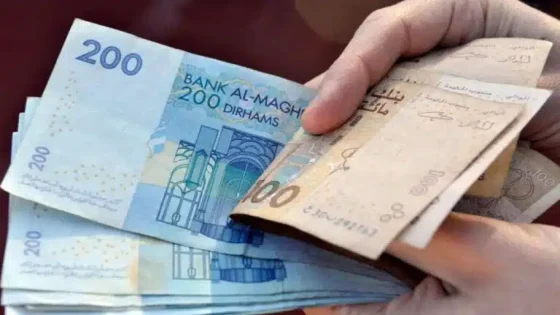 الحكومة تؤكد صرف الزيادات المقررة للموظفين وفق الاتفاق الموقع مع النقابات