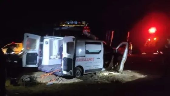 مصرع شخص وإصابة آخرين في حادثة مروعة بين سيارة إسعاف وشاحنة بآسفي