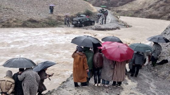 أمطار غزيرة بإقليم خنيفرة تتسبب في خسائر جسيمة ووفيات جراء السيول