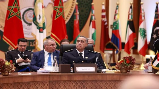 توشيح عبد اللطيف حموشي بوسام الأمير نايف للأمن العربي تقديرًا لجهوده في تعزيز الأمن والاستقرار