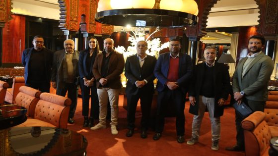 الجمعية الوطنية للإعلام والناشرين تؤسس قطب الصحافة الرياضية لتعزيز الممارسة المهنية بالمغرب