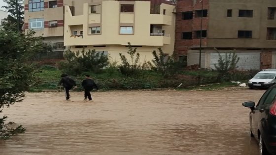 فيضانات وادي الشهدية تعزل تلاميذ ابن البيطار والمنصور وسط تجاهل المسؤولين