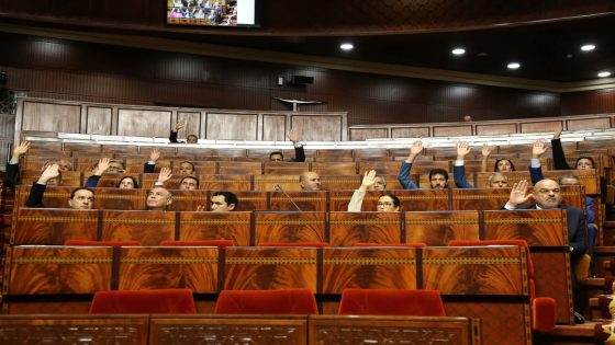 مجلس النواب يصادق بالأغلبية على مشروع القانون المتعلق بمهنة المفوضين القضائيين في إطار قراءة ثانية