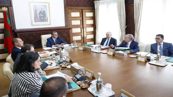 اللجنة الوطنية للاستثمارات تصادق على 36 مشروعا ينتظر أن تحدث حوالي 17 ألف منصب شغل وفق بلاغ لرئيس الحكومة