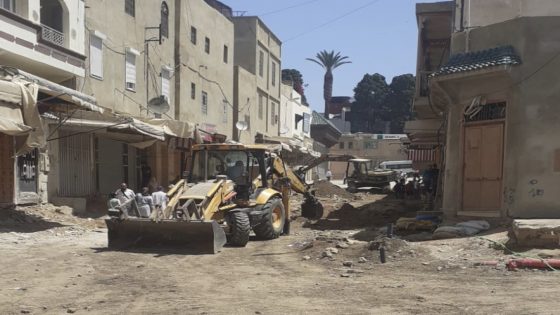 مكناس: وتيرة متسارعة لأشغال تهيئة شوارع السكاكين والبزازين والشريشرة… وتقدم ملموس بباب الجديد وساحة الشيخ الكامل