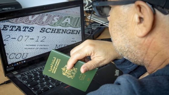 تنسيق أمني يفكك شبكة لتزوير وثائق تأشيرات “شينغن” بفاس