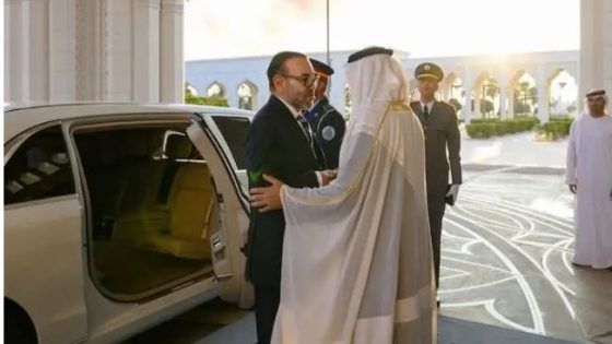 جلالة الملك محمد السادس يحل بأبوظبي في زيارة خاصة تعكس عمق الشراكة المغربية-الإماراتية
